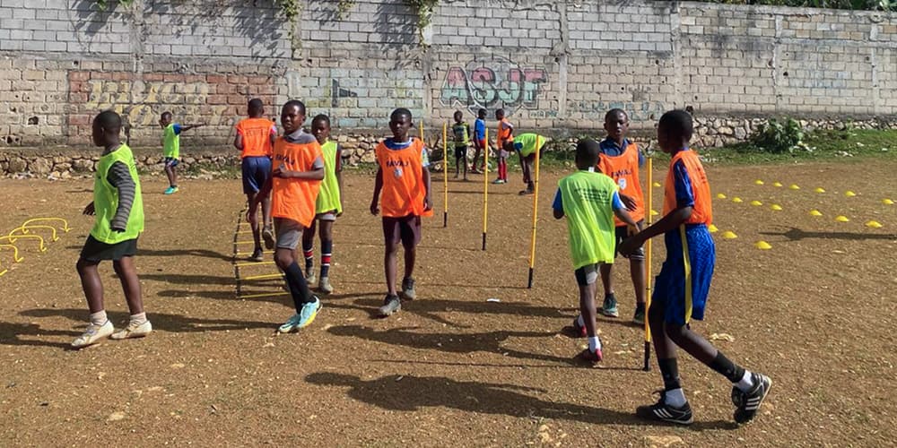 FutbolTech community soccer program