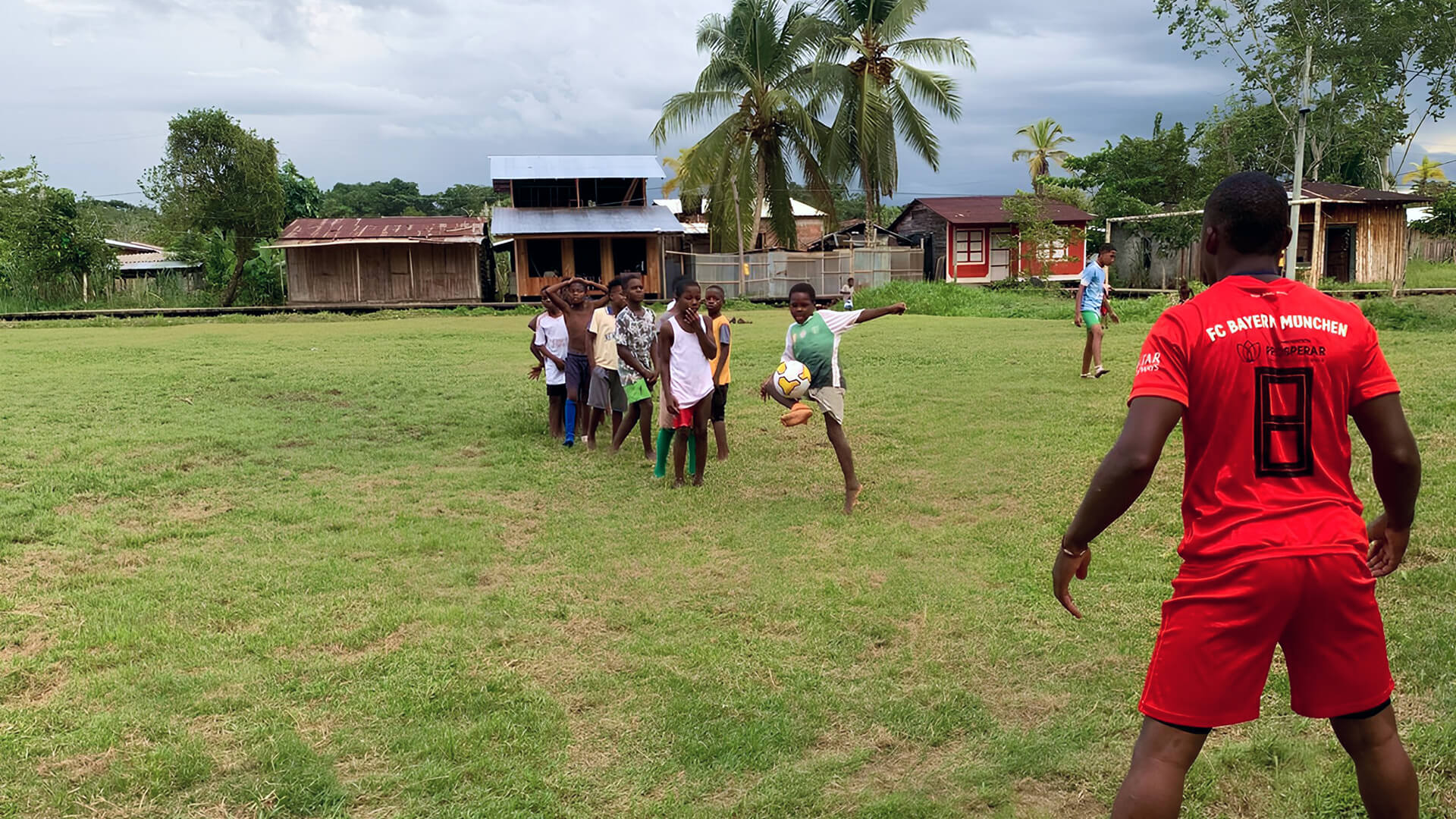 FutbolTech youth soccer program